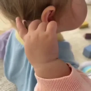Video sticker 🧸 нα∂εεℓ 💗 @wcwwm