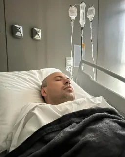 Telegram sticker 😴 CAPS CATÓLICO 🇻🇦