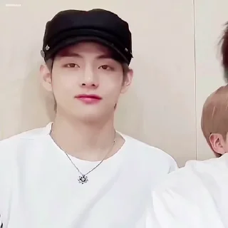 Telegram sticker 😏 ᴛᴀᴇ ᴛᴀᴇ ² 🐯 @Kim_Taehyungir