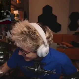 Video sticker 🤩 Who is Danger? @r1kaZzz