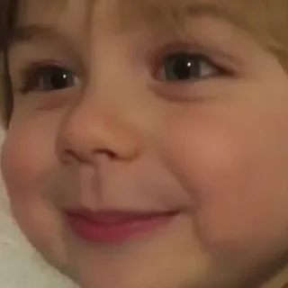 Video sticker 😊 maboy @azrielacr