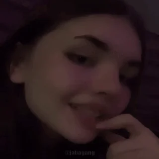 Telegram sticker 🖕 Bitches ¦ @figurinhasWa