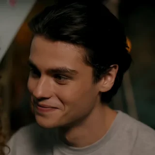 Video sticker 🫧 @QQMZO --19 @FCCKI 💟