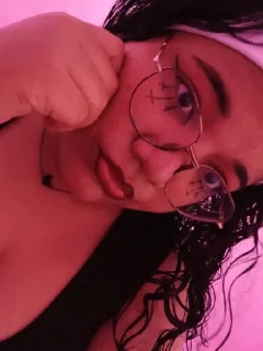 Sticker 🌟 Saraixxx :: @fStikBot