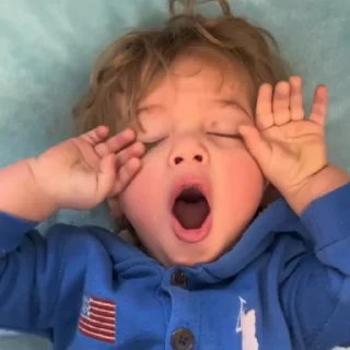 Video sticker 🍼 @okrra baby : 80