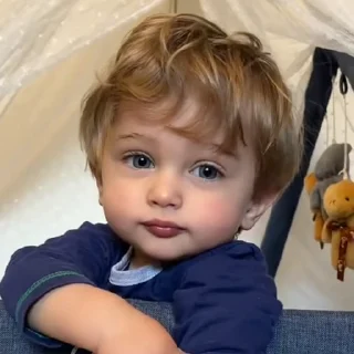 Video sticker 🍼 @okrra baby : 80