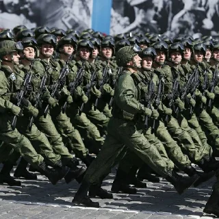 Telegram sticker 🔫 Военная техника на случай войны