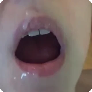 Video sticker 🌟 Sweetie — @stckrRobot