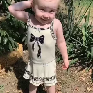 Video sticker 🍼 ❮̶͟͞҈҉͓͓҃҄ͯͯͯ͜͡͝͞🔞❯̶̵̽̽͟͞ ̶̸̷̽❰ @mr_351‌ ❱ ̶͟͞❮̶̲̅͟͞҉҈̸̷͓͓֠̽̽💧̶̲