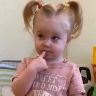 Video sticker 🥺 هيفاء @HSllI