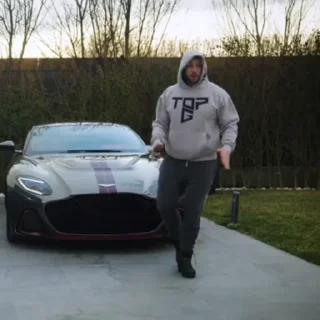 Video sticker 🕺 @pvtate