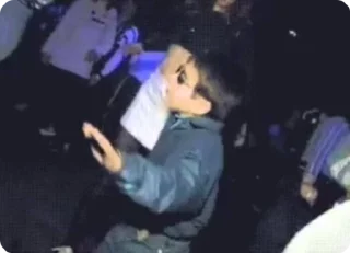 Video sticker 💃 q⊹chat1gif :: @fStikBot