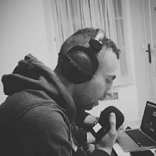 Video sticker 🖤 Fadaei (@Fadaei_Ashkan)