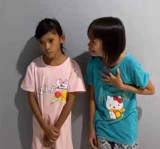 Video sticker 😭 BARBIE 👠