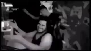 Video sticker 😉 - ᕕ @E1BBOT .