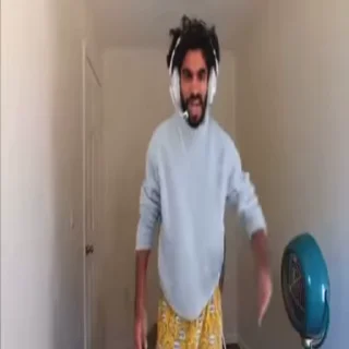 Video sticker 😜 عمانك خالد و عبدالله الروسيين 🇷🇺•