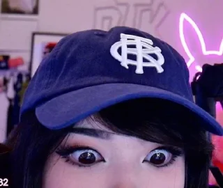 Telegram stiker 🌟 emiru by @ihavepilepsy :: @fStikBot