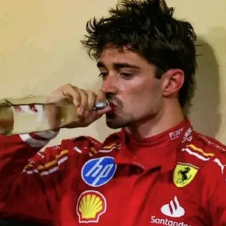 Telegram sticker 😓 MoradisShit