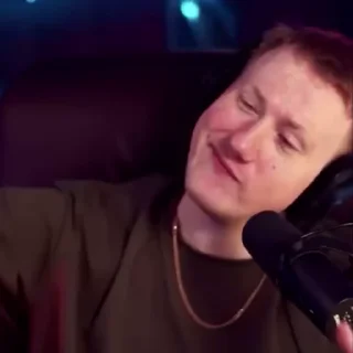 Video sticker 🫂 Все действительно годные ➡️ @Ctikerubot