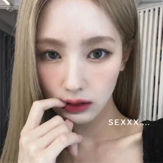 Video sticker 💋 my gf @CM1YE0N