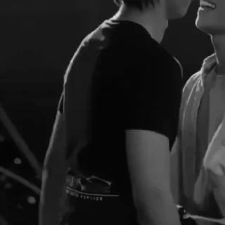 Video sticker 🥰 ★ 𝑳𝑶𝑽𝑬 𝑰𝑵 𝑻𝑯𝑬 𝑨𝑰𝑹★ @leon_bstars
☆ by @offstikbot