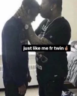 Video sticker 🤡 WA
