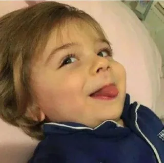 Video sticker 💞 @l12o8 @r2jeo @e8_9i