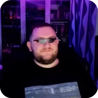 Video sticker 🌟 Нежные стримы Кузьмы :: @fStikBot