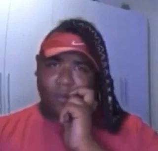 Video sticker 🧐 chique