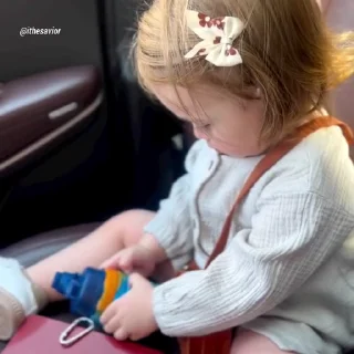 Video sticker 🎀 @ITHESAVIOR