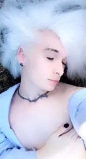 Телеграм стикер 💅 Femboy💅