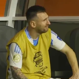 Video sticker 😭 @MemePack4K عضو اینجا نشو