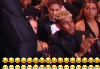 Video sticker 🤣 ২ Football Memes
⌈@iStickerLand⌋