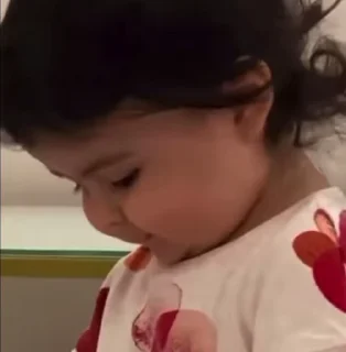 Video sticker 🥰 Няма няма