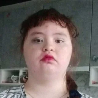 Sticker 😘 Ebony Bullfrog ➡️ @EmojiRuBot