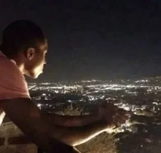 Telegram sticker 🤔 TikTok comments @MoiStikiBot