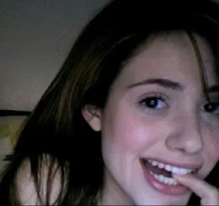 Video sticker ❤️ TikTok comments @MoiStikiBot