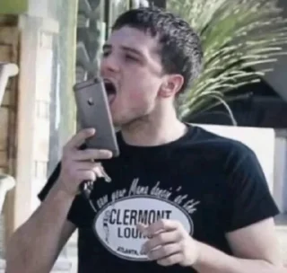 Video sticker 😍 TikTok comments @MoiStikiBot