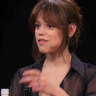 Video sticker ❤️ Jenna Ortega by' @Ninho_NO