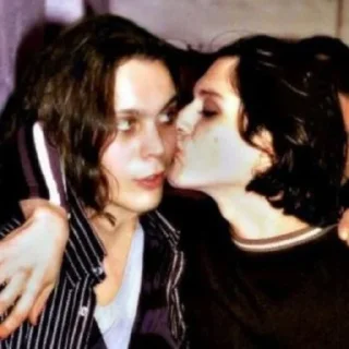 Video sticker 🕷 @iloveyouvictorbut