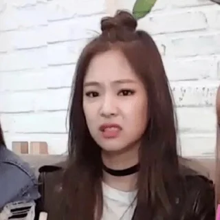 Телеграм стикер 🤨 BLACKPINK