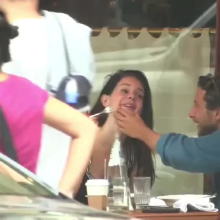 Video sticker 🩶 ২ Lana Del Rey
⌈@iStickerLand⌋