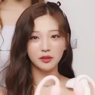 Video sticker 👻 하투하표정콘0618 @DCConSticker