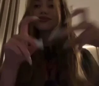 Video sticker ❤️ В💋 @TgEmodziBot