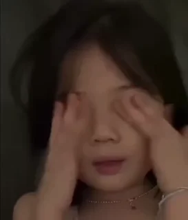 Video sticker 😝 𝐃𝐎𝐑𝐔 + 𝐀𝐁𝐇𝐈 = ♡