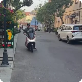 Video sticker 🏍️ @stickersfromdafti