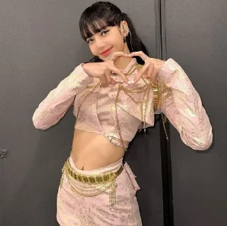 Video sticker 🌟 Lalisa : vivie🥂 :: @fStikBot