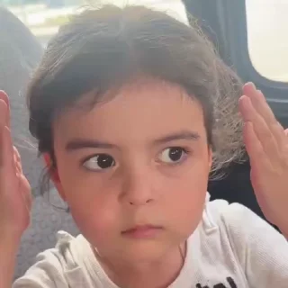 Video sticker 🥰 Малышка Лали🥰