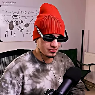 Video sticker 😎 𝖬𝖺𝗍𝖺𝗋𝗓𝖺𝗄 ᨒ @CrowSticker