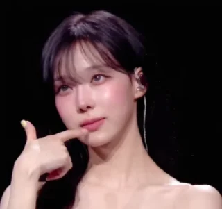 Video sticker 🫦 HUYUKON